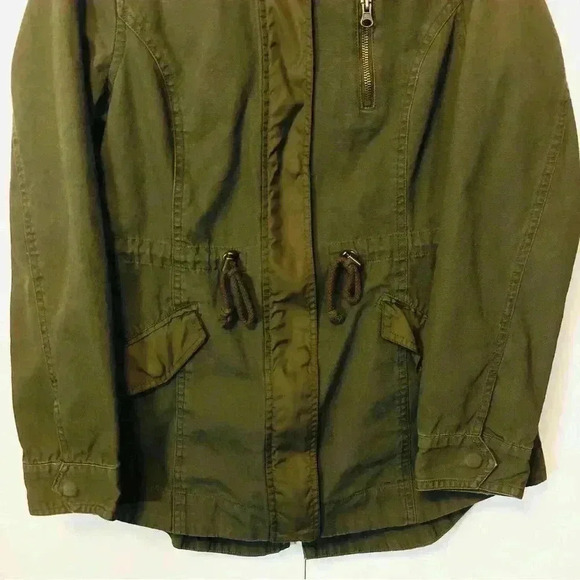 American Rag Women’s Medium Olive Green Hooded Utility Jacket adjustable waist - Picture 3 of 16